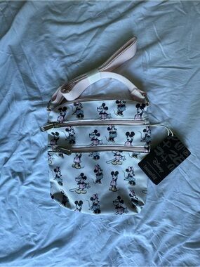 Loungefly White & Pink Minnie Mouse Crossbody Bag